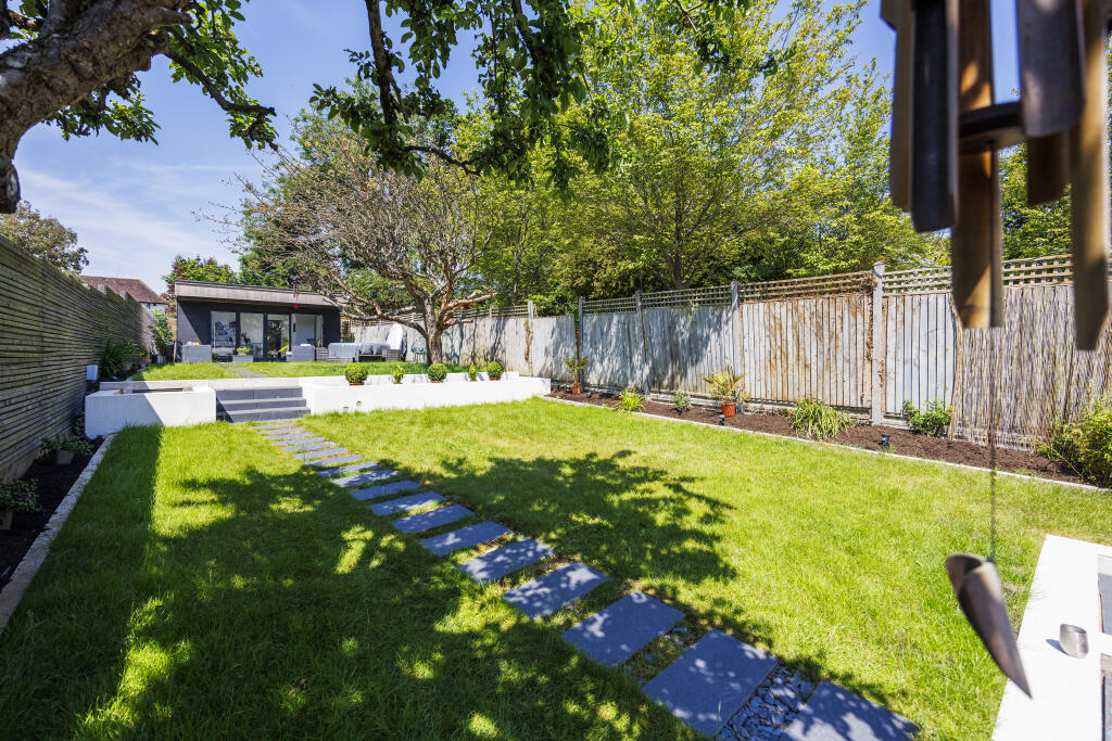 Additional image 26 of Charmouth Road, St. Albans, AL1