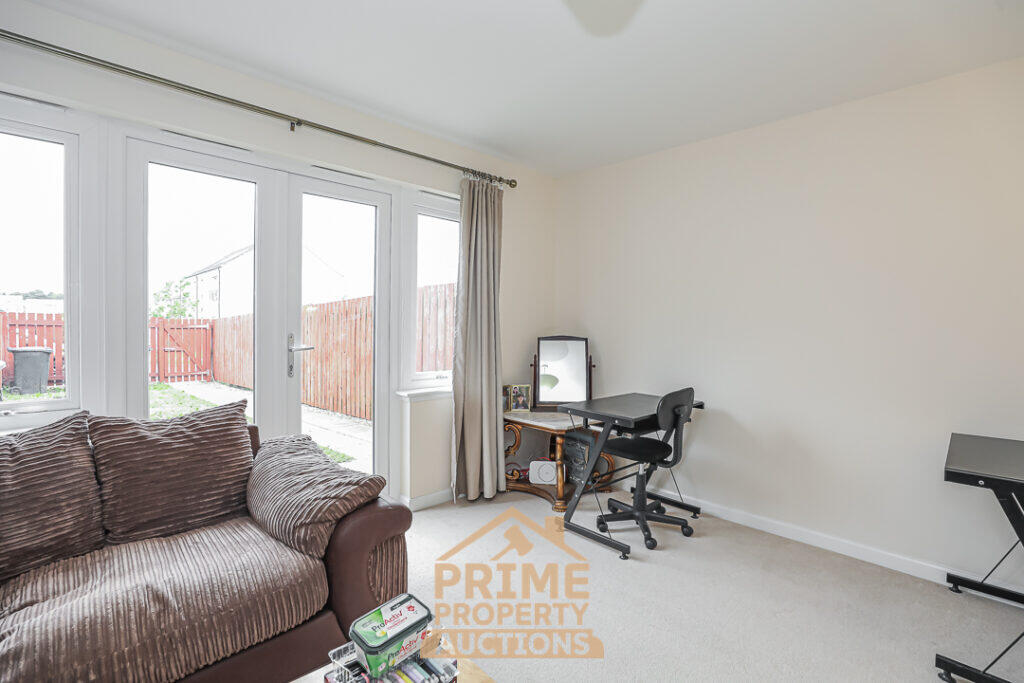 Additional image 4 of montrose