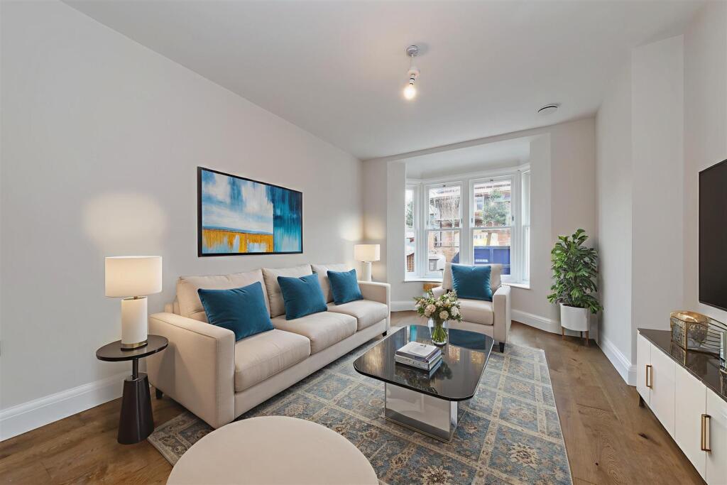 Additional image 4 of The Oaks, St. Albans