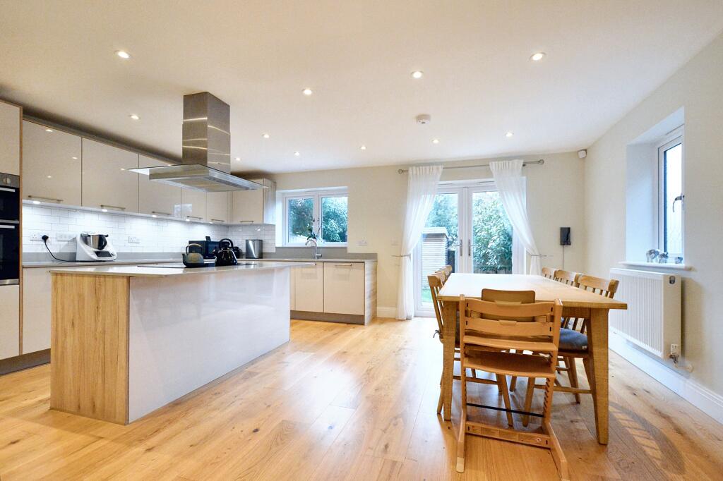 Additional image 6 of Wain Close, St Albans, AL1