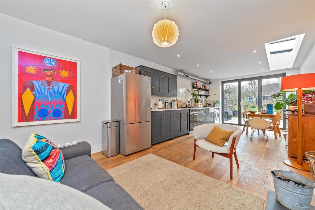 Additional image 2 of Castle Road, St. Albans