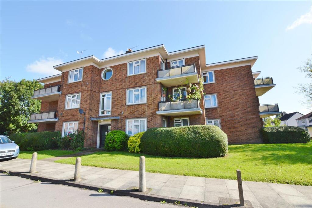 Hatfield Road, St. Albans, AL1