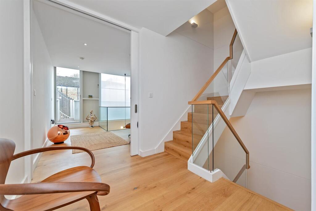 Additional image 12 of Gabriel Square, St. Albans