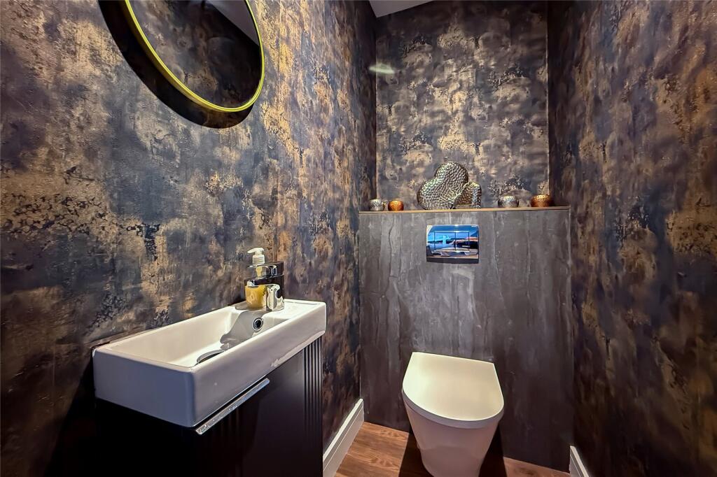 Additional image 17 of Robert Avenue, St. Albans, Hertfordshire, AL1