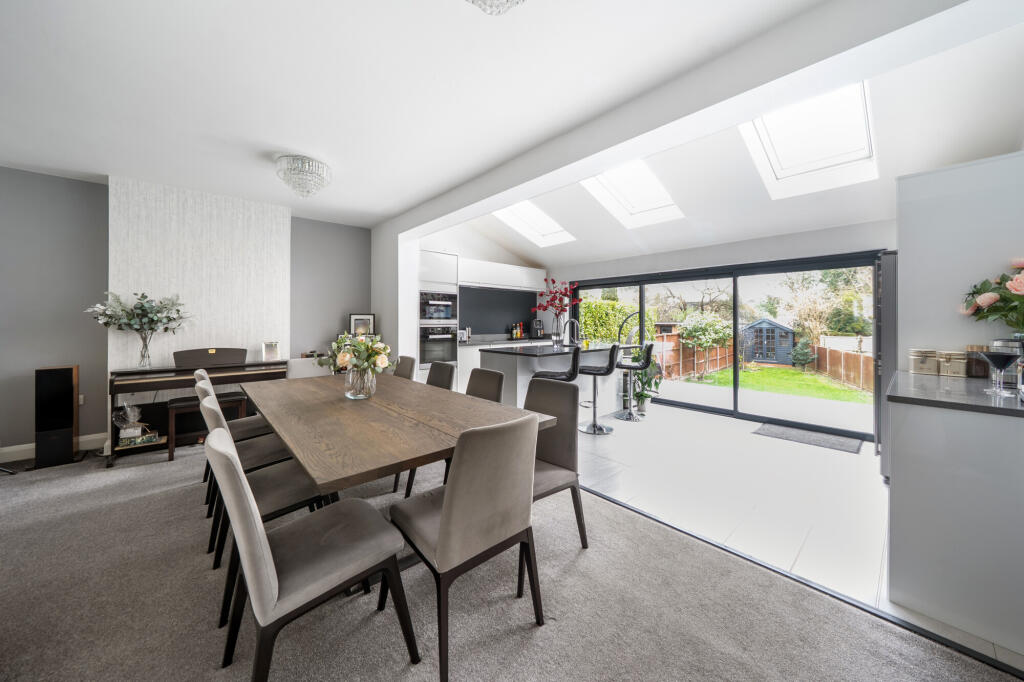 Additional image 3 of Gurney Court Road, St. Albans, AL1