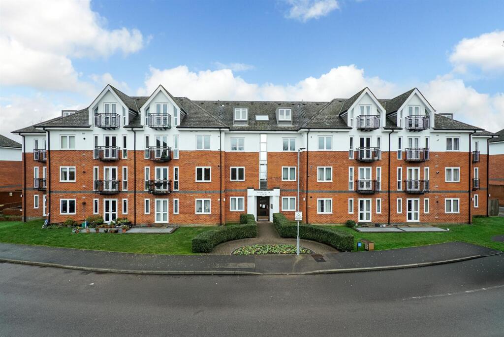 Additional image 5 of Park View Close, St. Albans