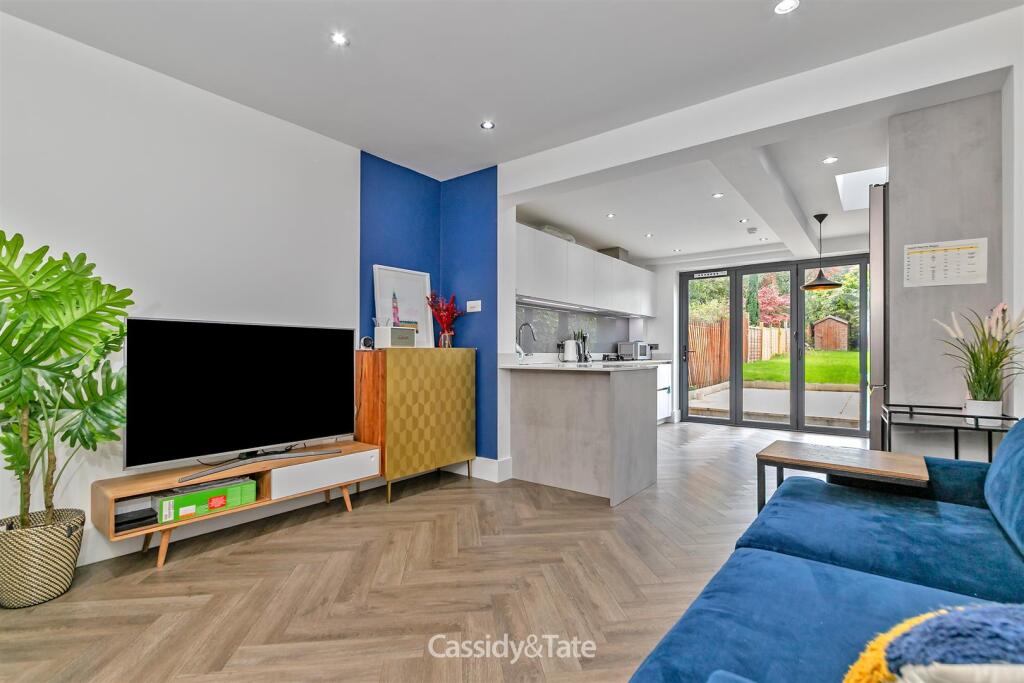 Additional image 27 of Castle Road, St. Albans