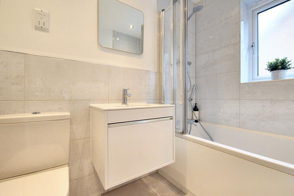 Additional image 14 of Wain Close, St Albans, AL1