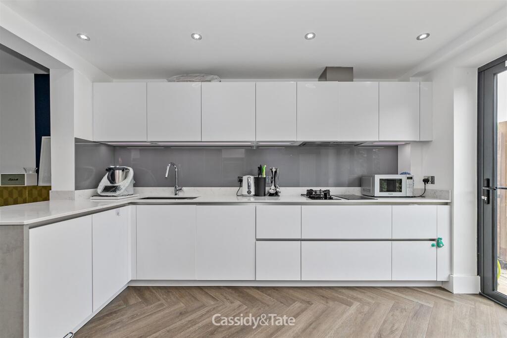 Additional image 9 of Castle Road, St. Albans