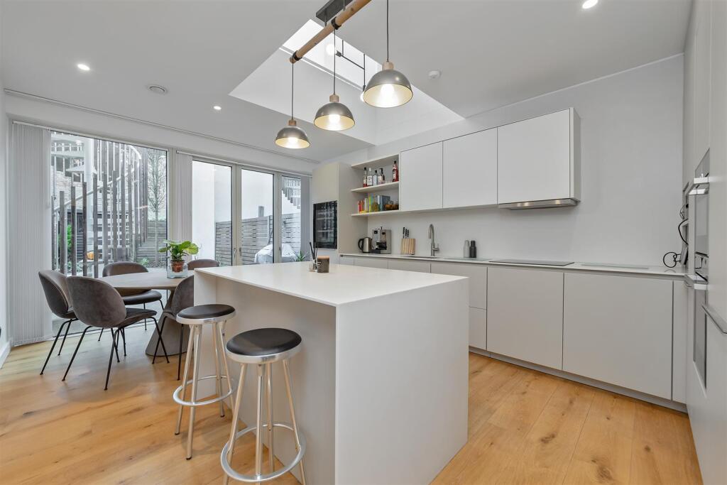 Additional image 7 of Gabriel Square, St. Albans