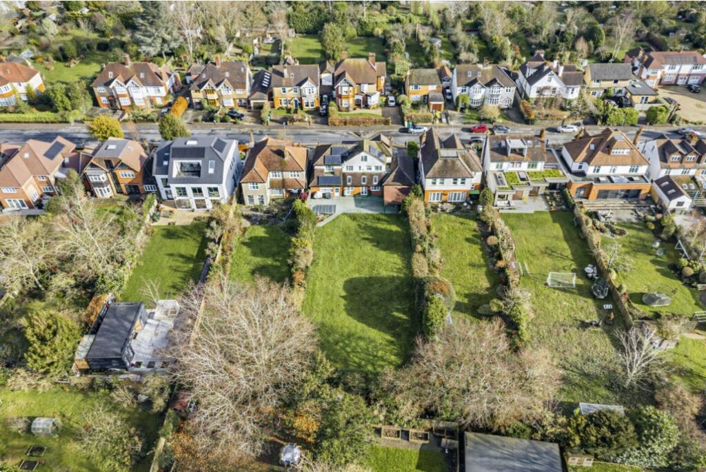 Additional image 22 of Woodstock Road North, St. Albans, Hertfordshire, AL1