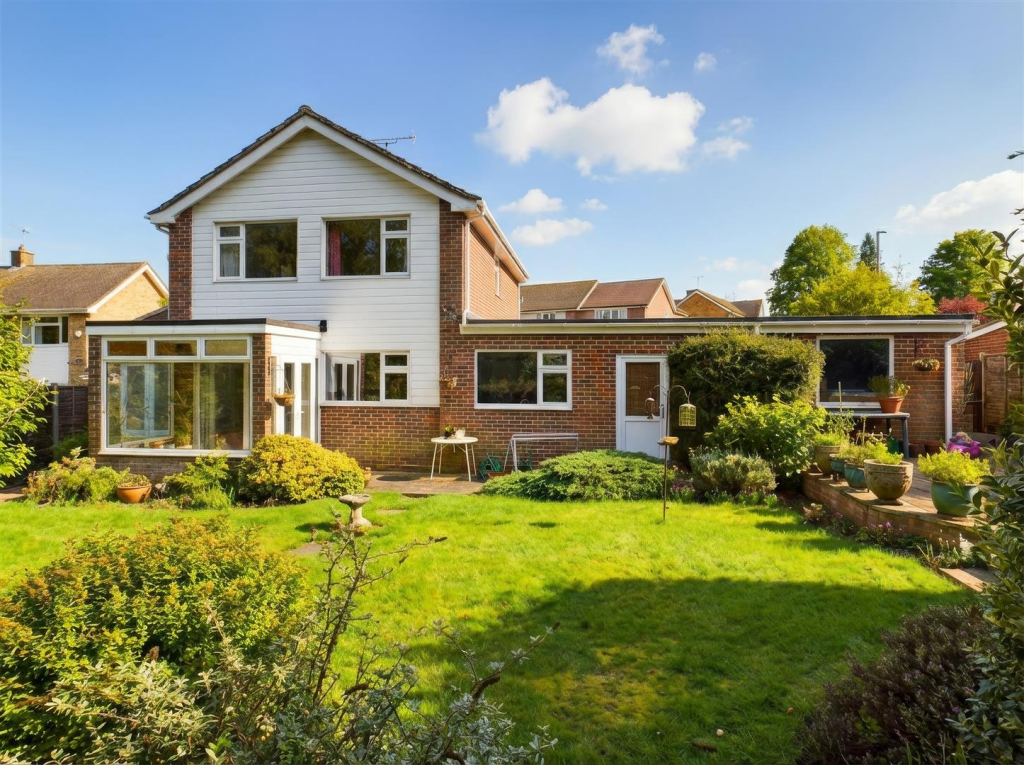 Additional image 3 of Carleton Rise, Welwyn