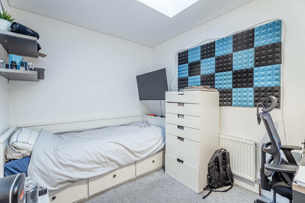 Additional image 9 of Castle Rise, Wheathampstead, St. Albans, Hertfordshire, AL4