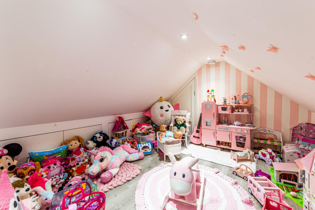 Additional image 12 of Tippendell Lane, St. Albans, Hertfordshire, AL2