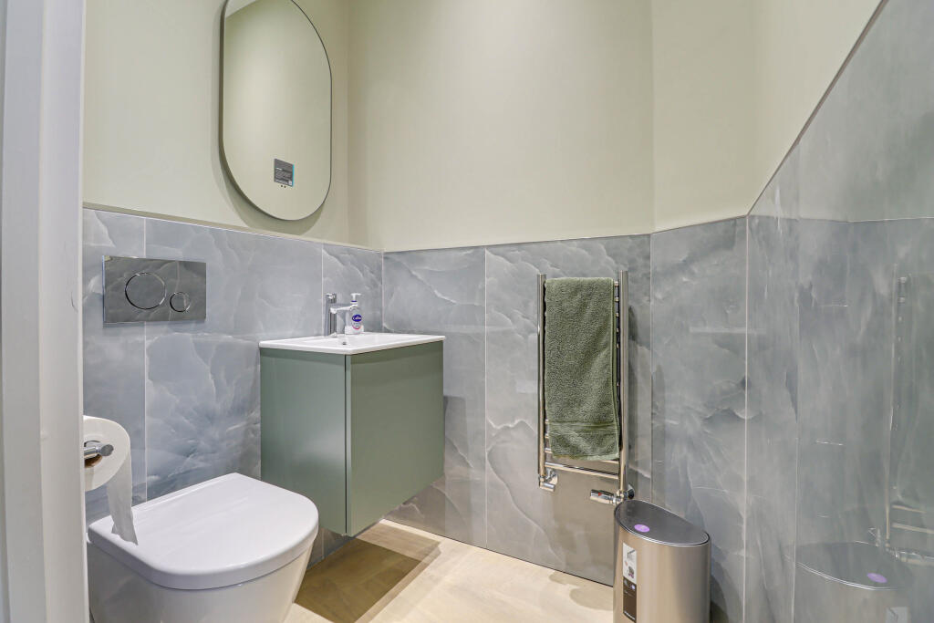 Additional image 18 of Beningfield Drive, London Colney, AL2