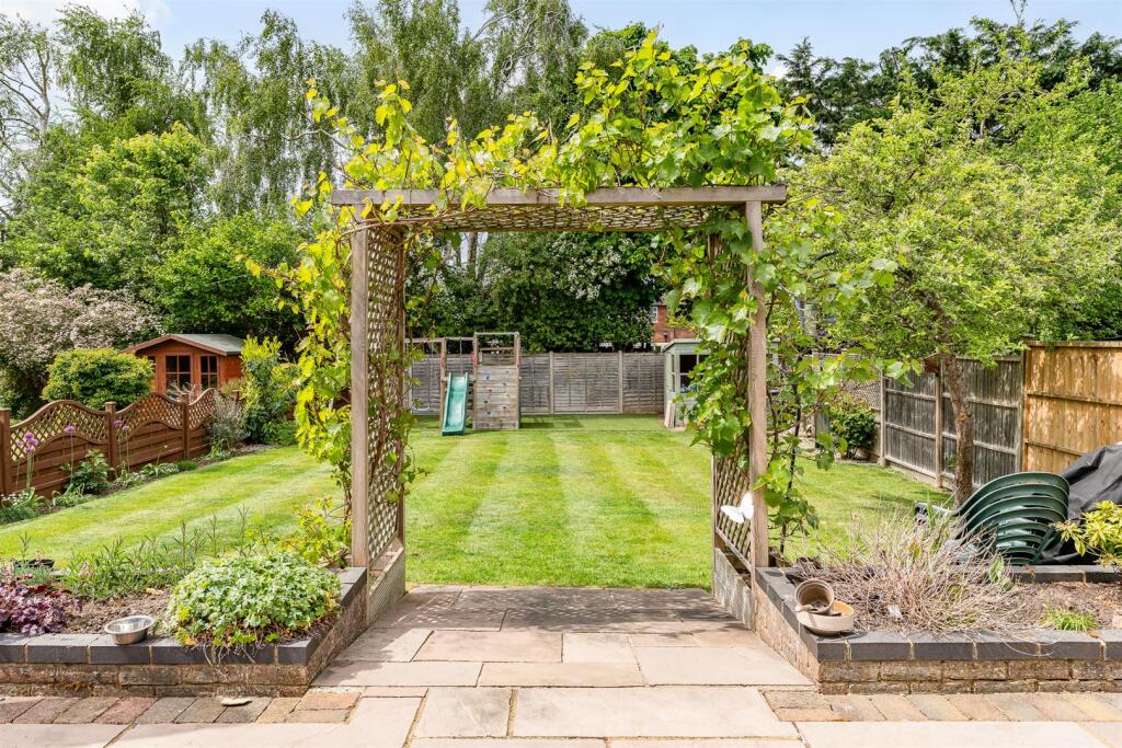 Additional image 14 of Longcroft Lane, Welwyn Garden City