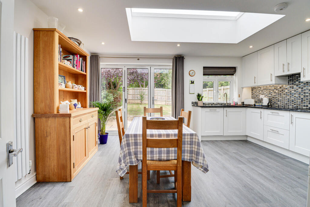 Additional image 5 of Laburnum Grove, Chiswell Green, St Albans, AL2