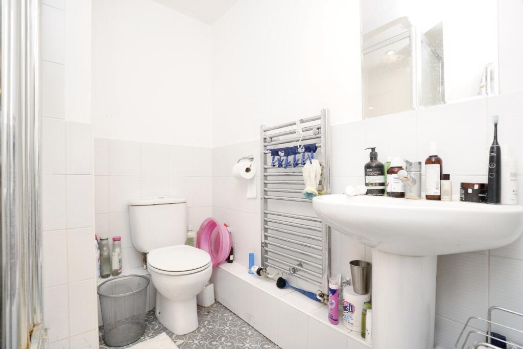 Additional image 5 of North Drive, Hatfield, AL9