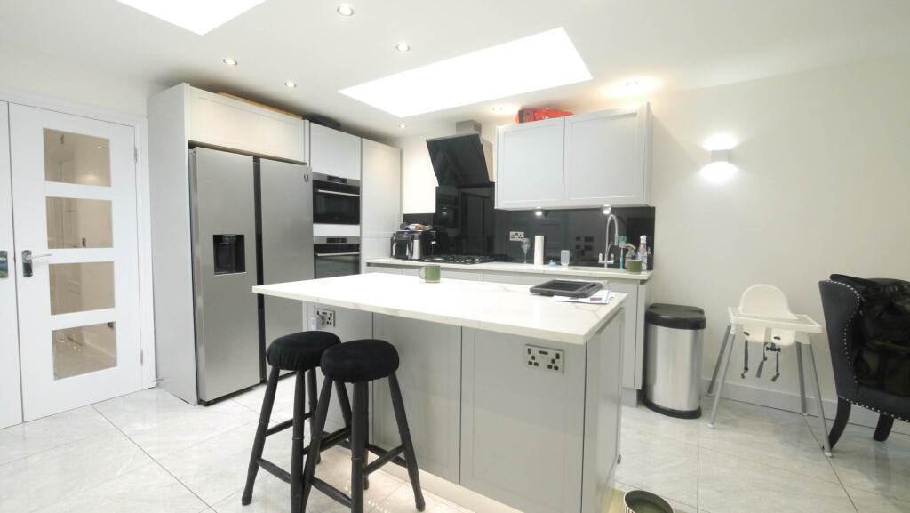 Additional image 7 of Nash Close, Hatfield