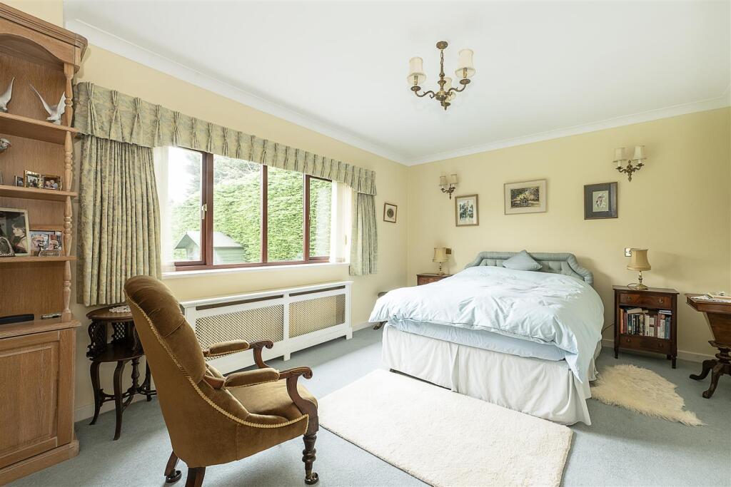 Additional image 7 of Hatching Green, Harpenden