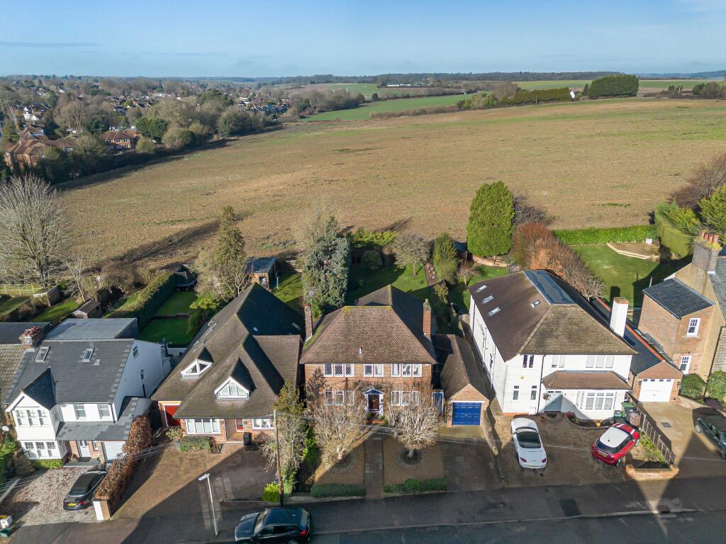 Additional image 22 of Bloomfield Road, Harpenden, AL5