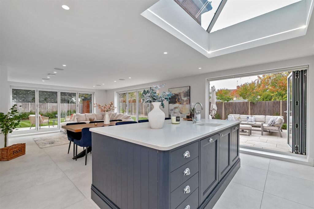 Additional image 6 of Ellenbrook Crescent