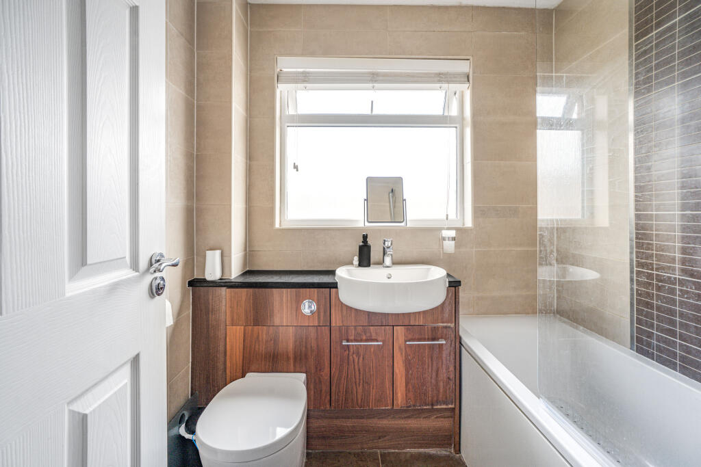 Additional image 10 of High Wickfield, Welwyn Garden City, AL7