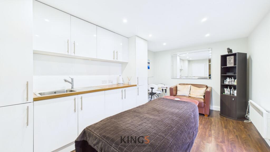 Additional image 50 of Upland Drive, Brookmans Park, AL9