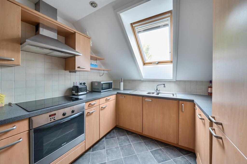 Additional image 12 of Roundwood Lane Harpenden AL5