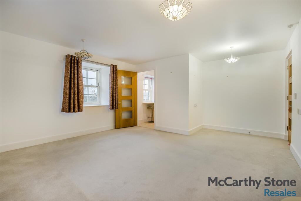 Additional image 4 of Peel Court, College Way, Welwyn Garden City, Hertfordshire, AL8 6DG