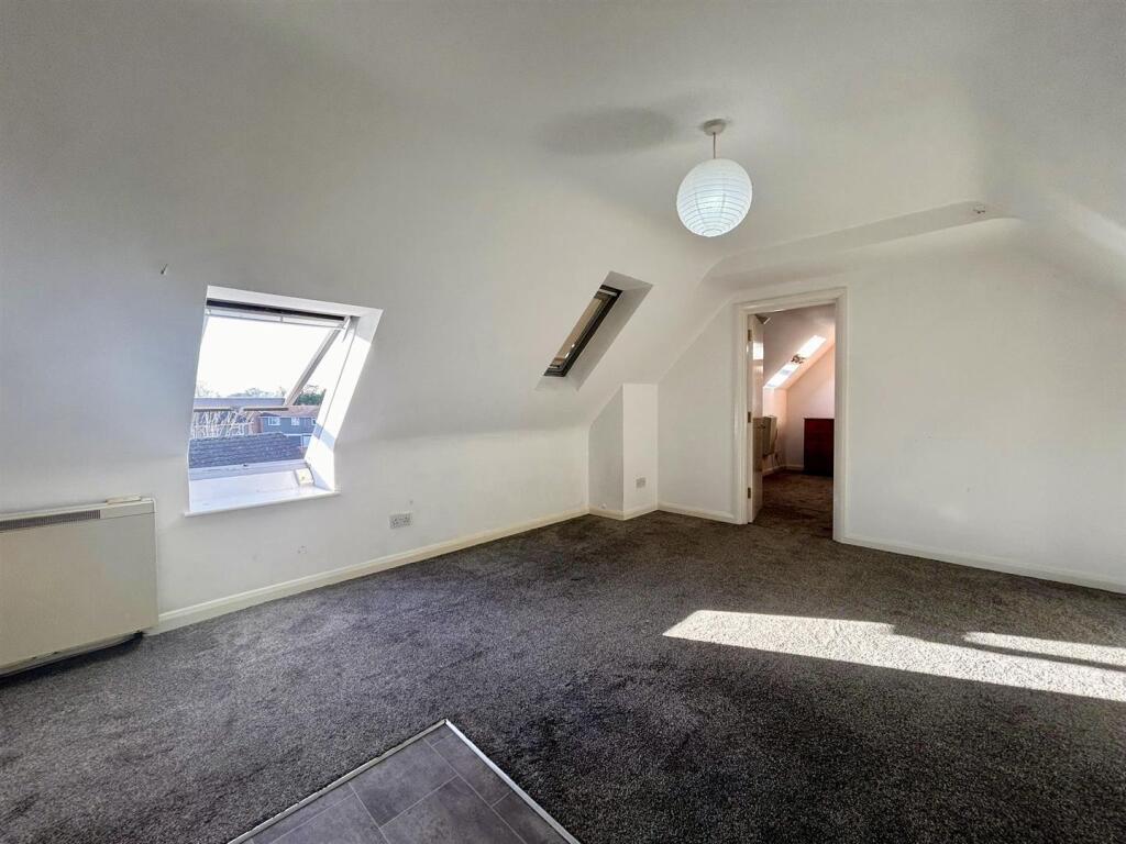 Additional image 5 of Manor Parade, Hatfield