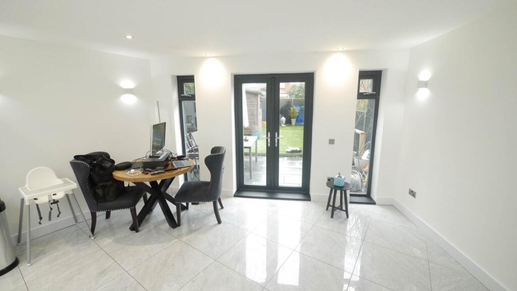 Additional image 42 of Nash Close, Hatfield