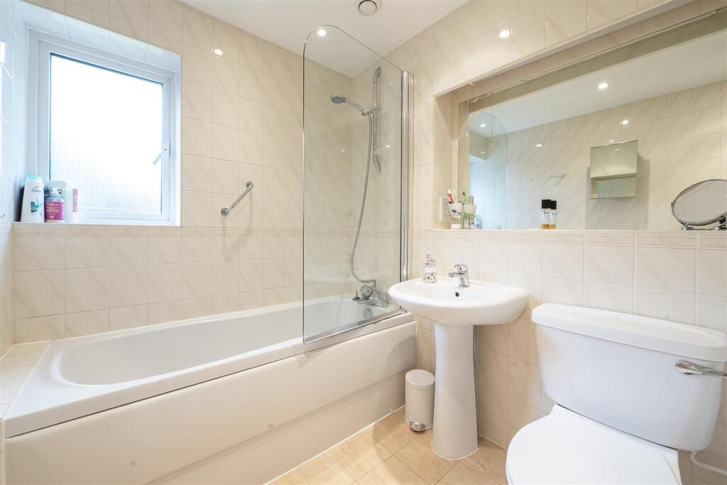 Additional image 10 of Barns Dene, Harpenden