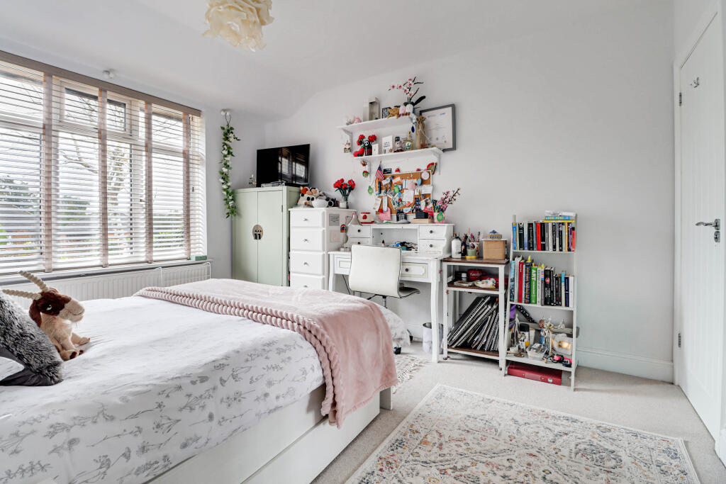 Additional image 8 of Castle Rise, Wheathampstead, Hertfordshire, AL4