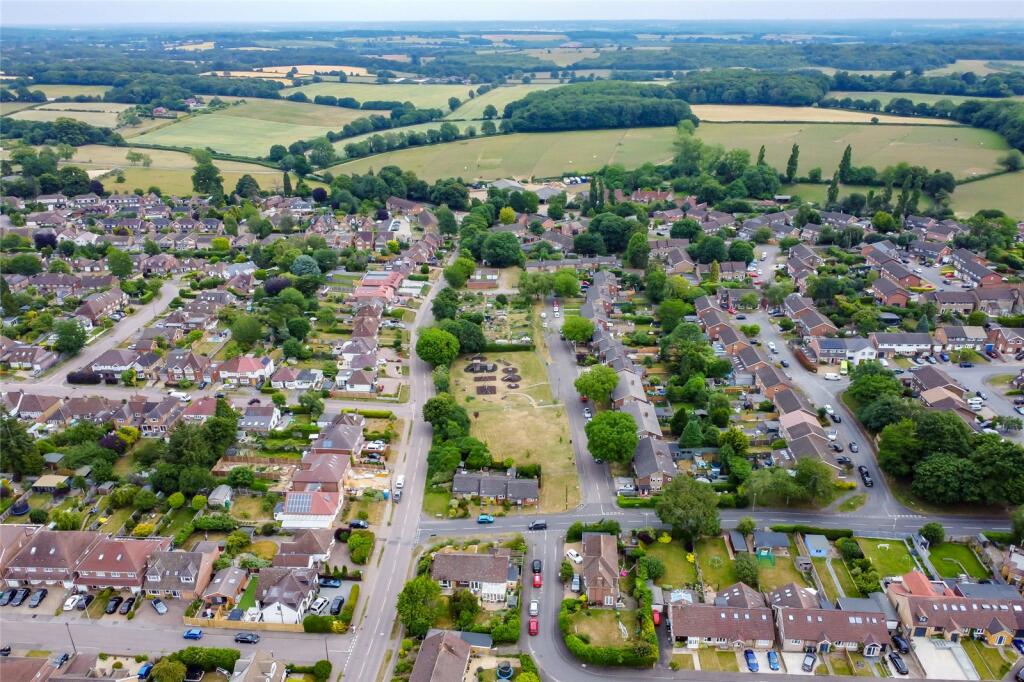 Additional image 17 of Hawthorn Close, Harpenden, Herts, AL5