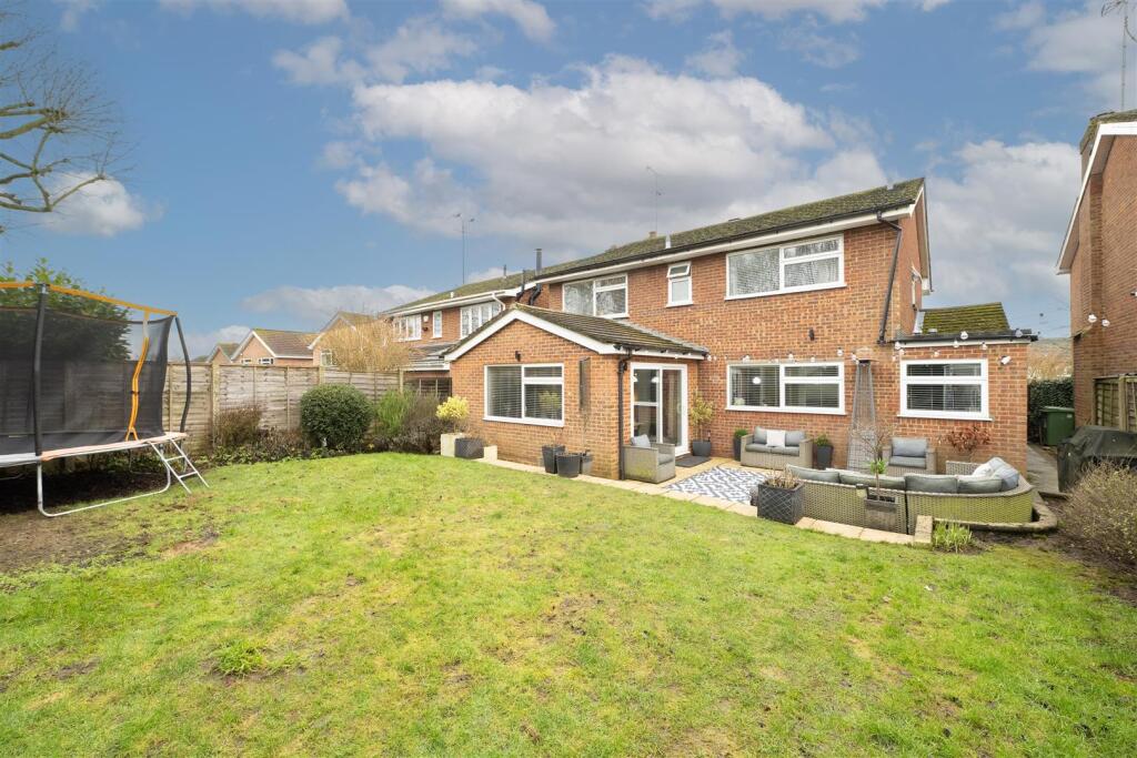 Additional image 12 of Derwent Road, Harpenden