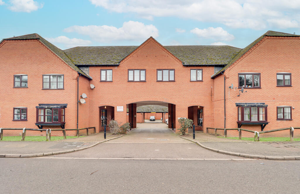 Flax Mews, High Street, Markyate, AL3