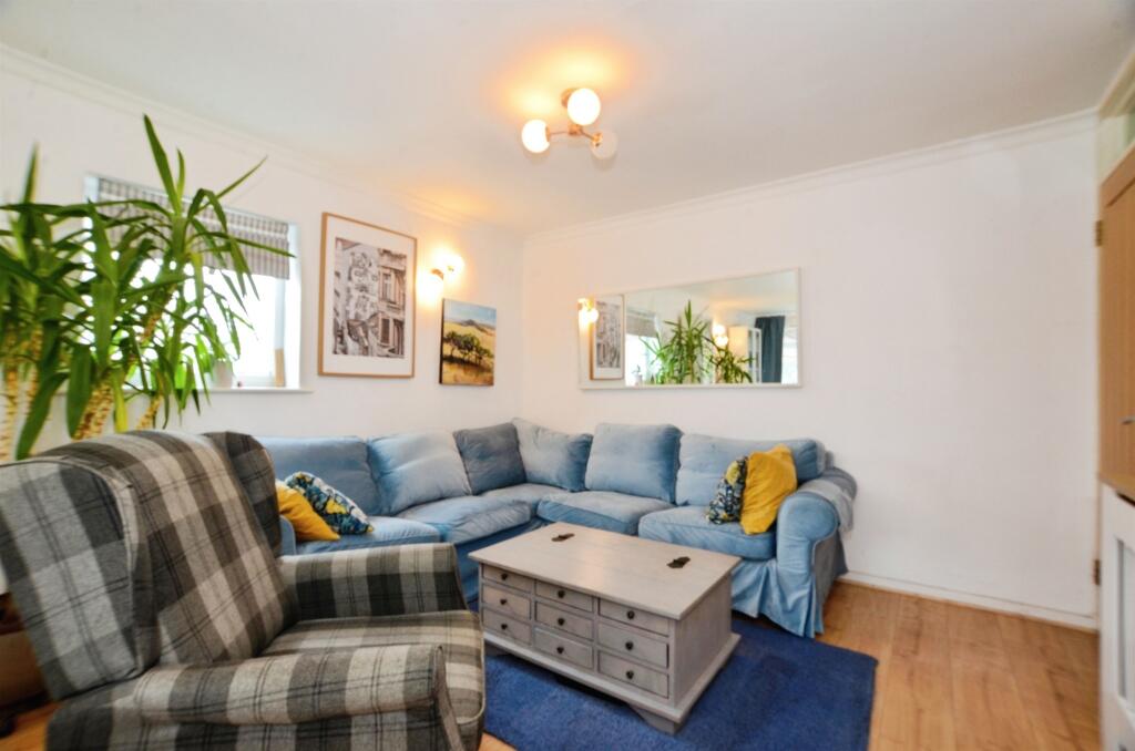 Additional image 6 of Lea Walk, Harpenden