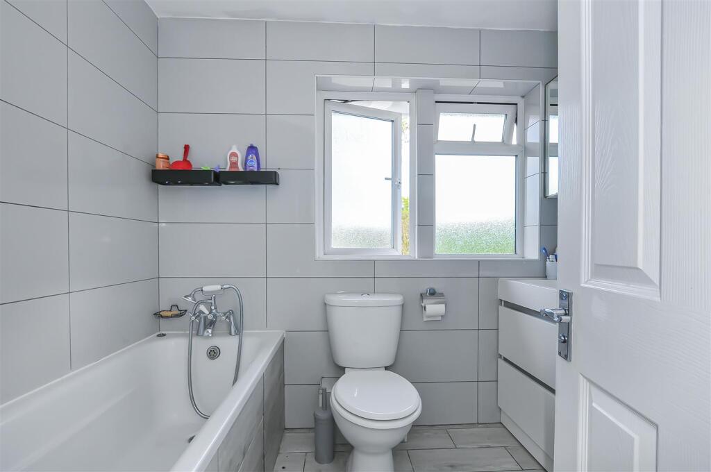 Additional image 11 of Claremont, Bricket Wood, St. Albans