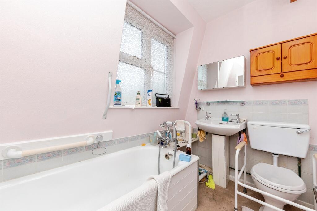 Additional image 20 of Applecroft Road, Welwyn Garden City