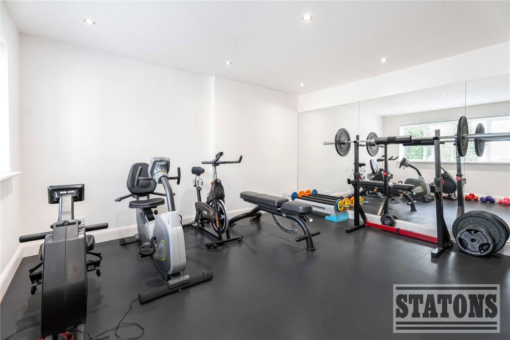 Additional image 13 of Upland Drive, Brookmans Park, Hatfield, Hertfordshire, AL9