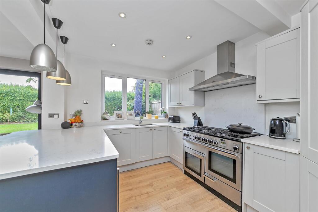 Additional image 4 of South Close, St. Albans