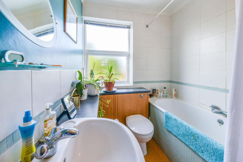 Additional image 7 of Wellington Road, St. Albans, AL1