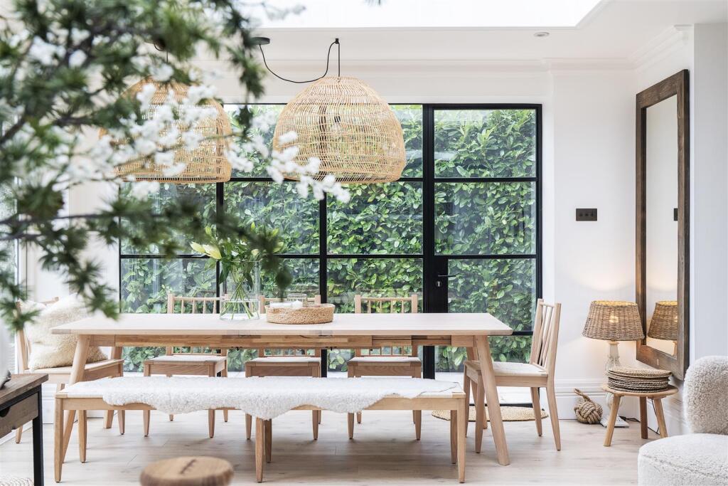 Additional image 4 of Hollybush Lane, Harpenden