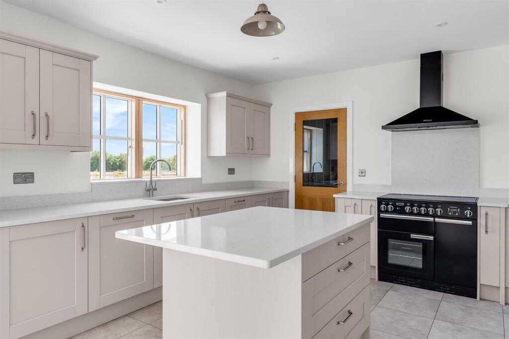 Additional image 4 of Rabley Heath Road, Welwyn