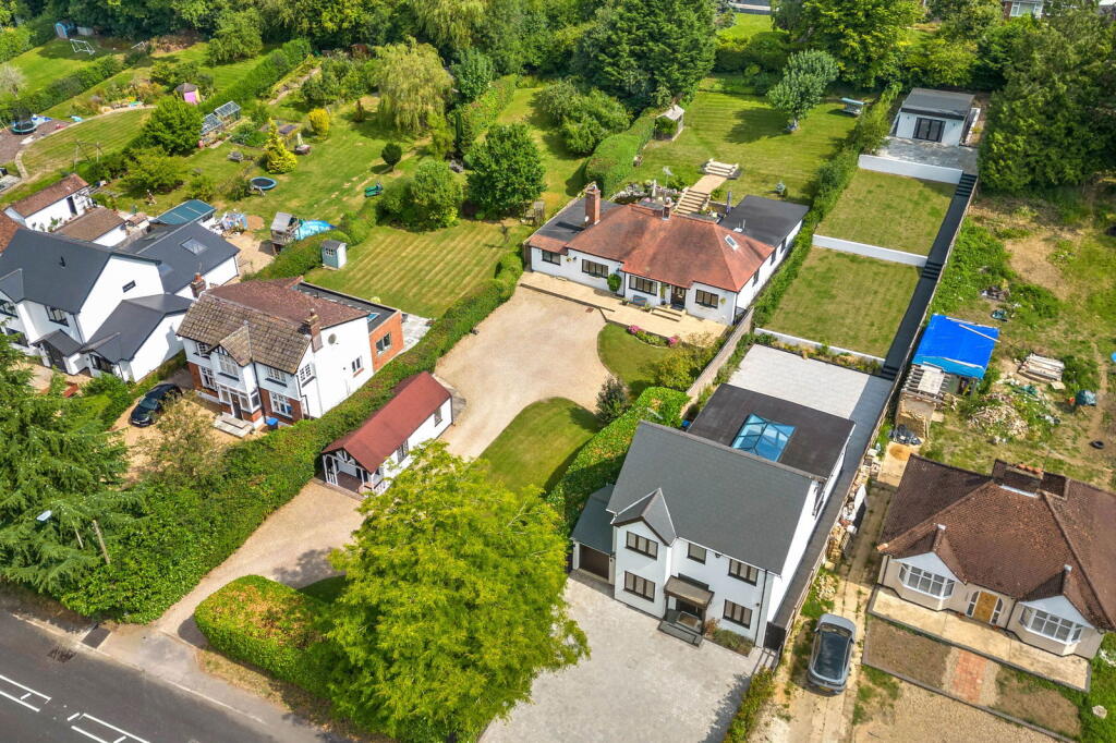 Additional image 51 of Codicote Road, Welwyn, AL6