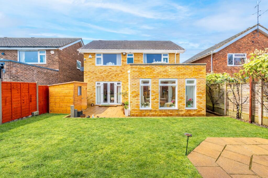 Additional image 21 of Long Fallow, St. Albans, Hertfordshire, AL2