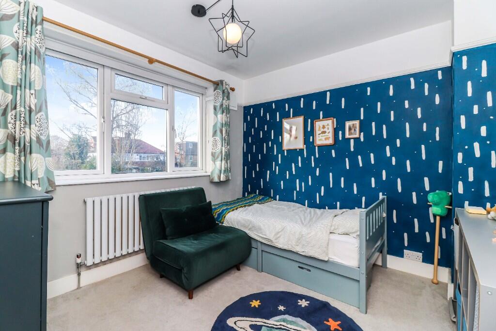 Additional image 16 of Nunnery Close, St. Albans, Hertfordshire, AL1