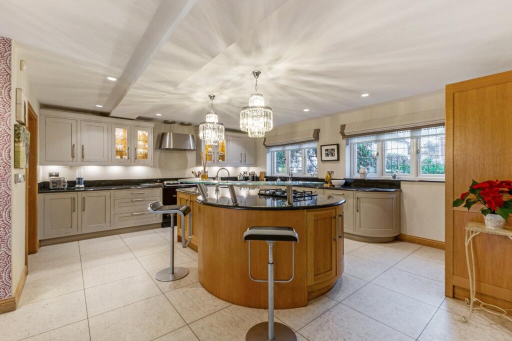 Additional image 4 of The Uplands, Harpenden, Hertfordshire