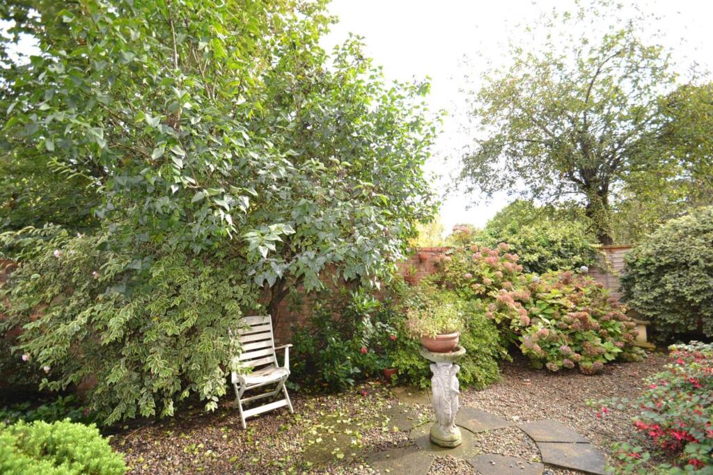 Additional image 10 of Eskdale, London Colney, St Albans, Hertfordshire, AL2